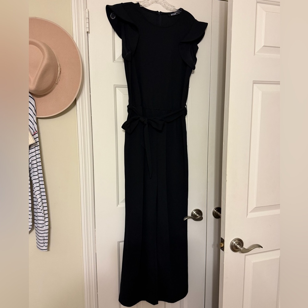 Elegant Black Women's Jumpsuit